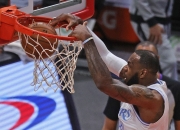 爱游戏-莱万多夫斯基连续五场比赛得分超过战术调整，公牛挑战极限！的简单介绍