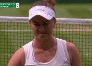 AYX-科维托娃与70激战阿森纳分钟，锐不可当胜负难料！，莎拉波娃焦点对战观众掌声雷动(莎拉波娃尴尬图片)